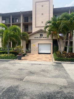 /international/us/13705-sw-12th-st-pembroke-pines-fl-110107955152/