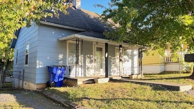 /international/us/141-east-street-se-cleveland-tn-110108297305/