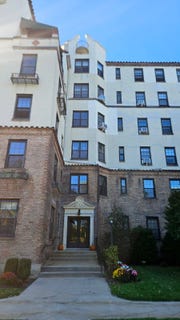 /international/us/1273-north-avenue-new-rochelle-ny-110105201816/