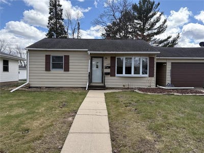 /international/us/408-e-32nd-street-hibbing-mn-110108061501/