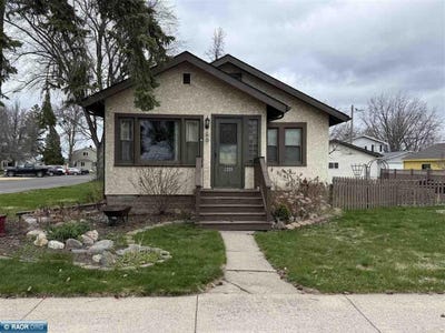 /international/us/1229-12th-st-s-virginia-mn-110107805501/