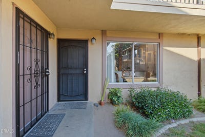 /international/us/1925-ginger-street-oxnard-ca-110109087118/