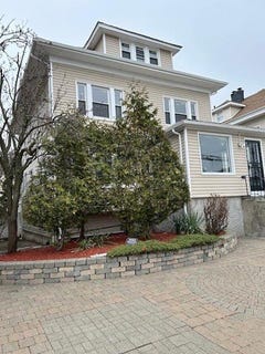 /international/us/315-beach-29th-street-far-rockaway-ny-110098647440/