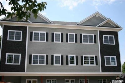 /international/us/41-green-street-huntington-ny-110108336535/