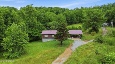 /international/us/1991-price-rd-lenoir-city-tn-110108567864/