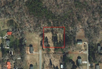 /international/us/hillcrest-court-sophia-nc-110110297148/