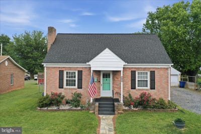 /international/us/605-stockton-road-front-royal-va-110108660966/