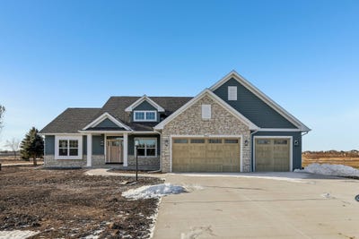 /international/us/2034-highland-way-sturtevant-wi-110104307569/