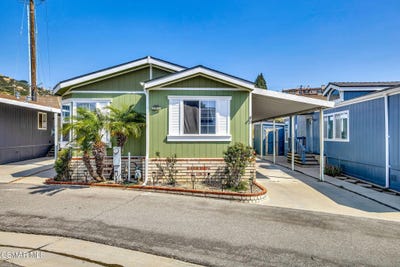 /international/us/11401-topanga-canyon-boulevard-chatsworth-ca-110107932618/