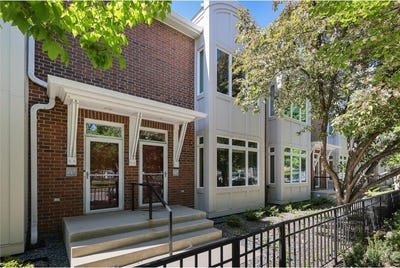 /international/us/217-bank-street-se-minneapolis-mn-110108014522/