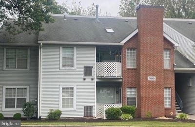 /international/us/901-diamond-drive-newtown-pa-110109035318/