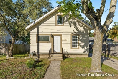 /international/us/1413-kingsley-street-muskegon-mi-110120086309/