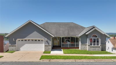 /international/us/106-s-2nd-street-alma-wi-110100695505/?lang=en