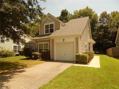 /international/us/611-holmes-boulevard-yorktown-va-110101189645/
