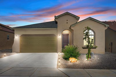 /international/us/4293-crowned-eagle-loop-ne-rio-rancho-nm-110101269205/?lang=zh-tw