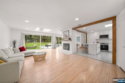 /international/us/7-wierimus-lane-hillsdale-nj-110107311119/