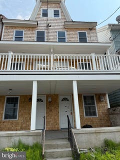 /international/us/924-926-w-spruce-street-coal-township-pa-110100088082/