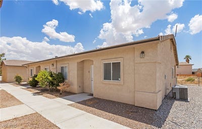 /international/us/1430-star-road-pahrump-nv-110100817701/
