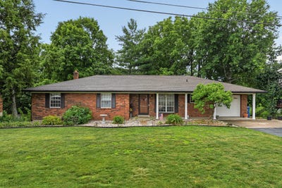 /international/us/210-ridgelea-drive-williamstown-ky-110108889822/