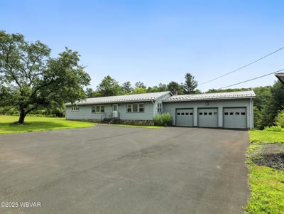 /international/us/8630-route-220-dushore-pa-110101038870/