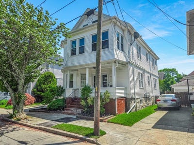 /international/us/382-384-w-clinton-st-new-bedford-ma-110108442899/