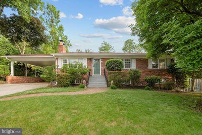 /international/us/5505-justis-place-alexandria-va-110108378838/
