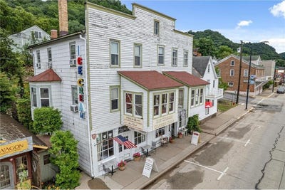/international/us/305-n-main-street-alma-wi-110100995573/?lang=en