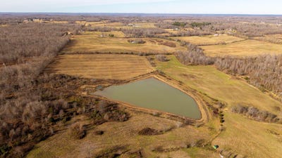 /international/us/county-road-142e-24-doniphan-mo-110104878781/
