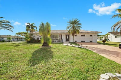 /international/us/8900-nw-70th-ct-tamarac-fl-110097227566/