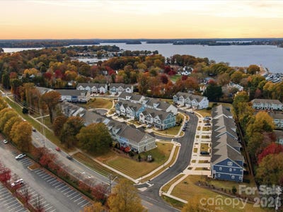 /international/us/8018-houser-street-cornelius-nc-110103550072/