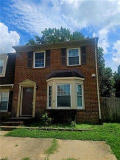 /international/us/5545-old-guard-crescent-virginia-beach-va-110108335847/