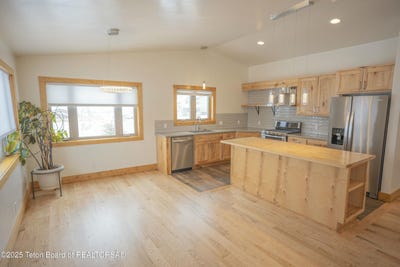 /international/us/6459-n-6th-street-tetonia-id-110097529195/?lang=zh-tw
