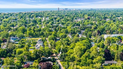/international/us/monmouth-place-long-branch-nj-110108349464/