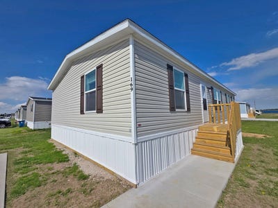 /international/us/781-west-walcott-road-walcott-ia-110107895720/