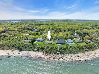 /international/us/2100-sound-drive-greenport-ny-110106365504/