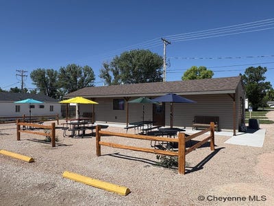 /international/us/702-s-main-st-lusk-wy-110100344982/