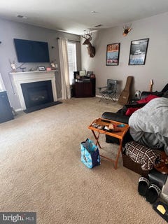 /international/us/44163-beaver-creek-drive-california-md-110108412492/