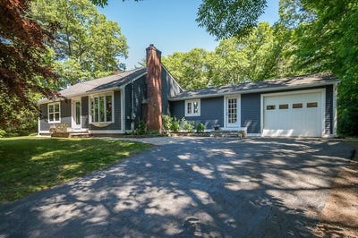 /international/us/29-carr-st-sutton-ma-110108539682/