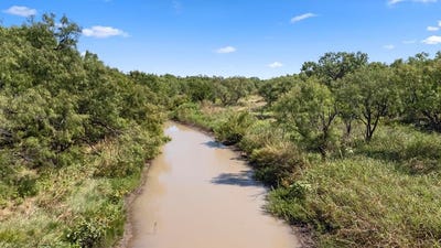 /international/us/tbd-county-rd-302-coleman-tx-110101509503/?lang=en