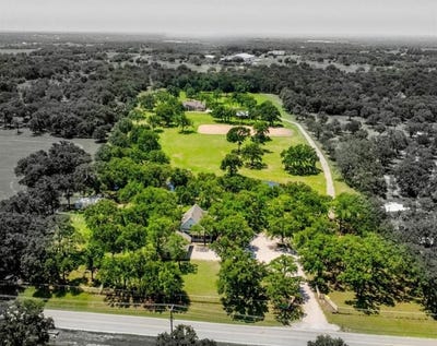 /international/us/4769-greenwood-road-weatherford-tx-110099018395/