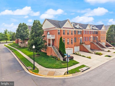 /international/us/42919-overly-chantilly-va-110119633791/