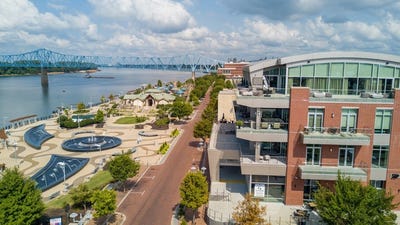 /international/us/101-frederica-street-unit-202-owensboro-ky-110078246499/