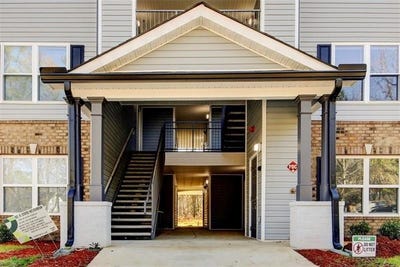 /international/us/3102-fairington-village-drive-lithonia-ga-110096744427/