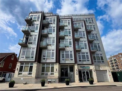 /international/us/140-21-32nd-avenue-flushing-ny-110102978282/