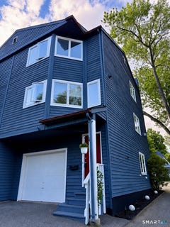 /international/us/19-wadhams-avenue-torrington-ct-110106529429/