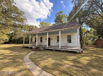 /international/us/2122-page-road-crystal-springs-ms-110120409373/