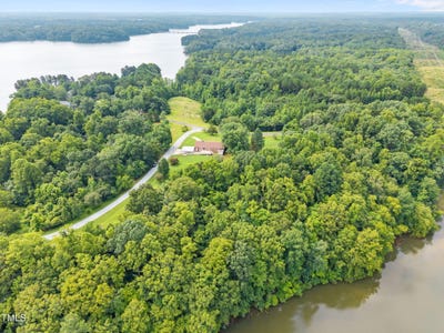 /international/us/1105-fontaine-road-roxboro-nc-110100864102/