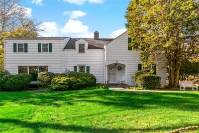 /international/us/1050-knollwood-road-white-plains-ny-110108827140/