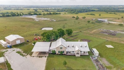 /international/us/5855-western-star-drive-justin-tx-110106962732/
