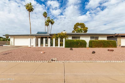/international/us/4428-w-laurie-lane-glendale-az-110107464926/